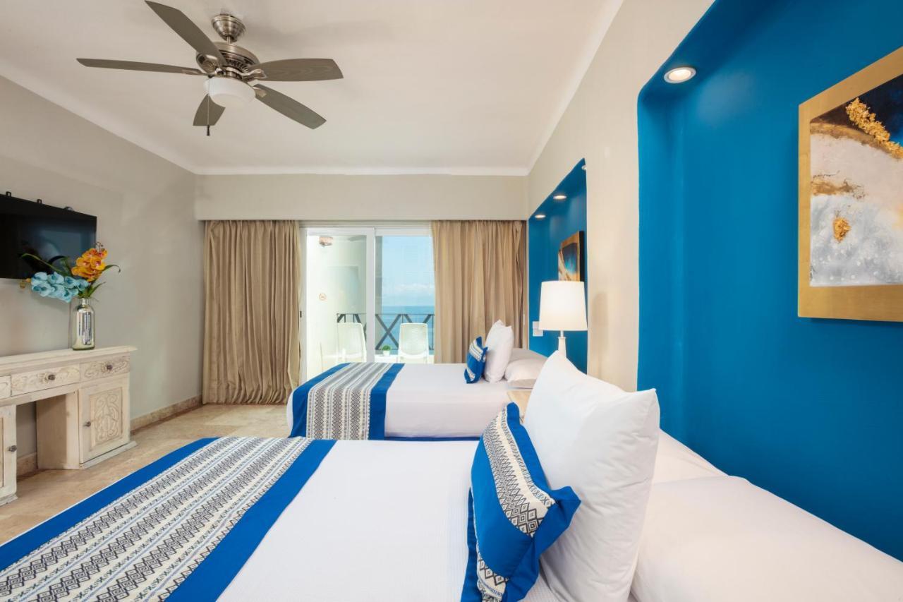 Blue Chairs Beachfront Resort Puerto Vallarta - Adults Only Exteriör bild