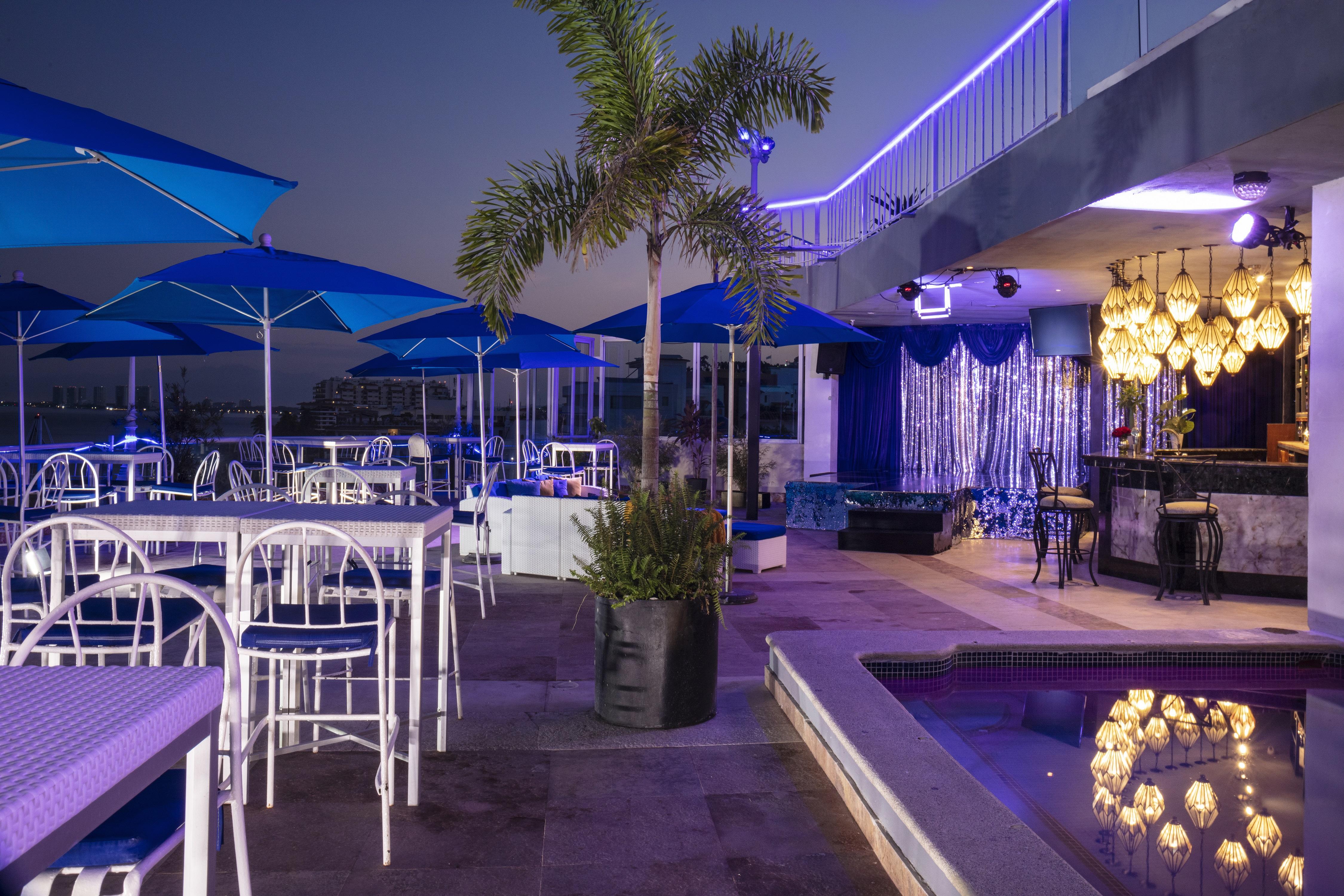 Blue Chairs Beachfront Resort Puerto Vallarta - Adults Only Exteriör bild