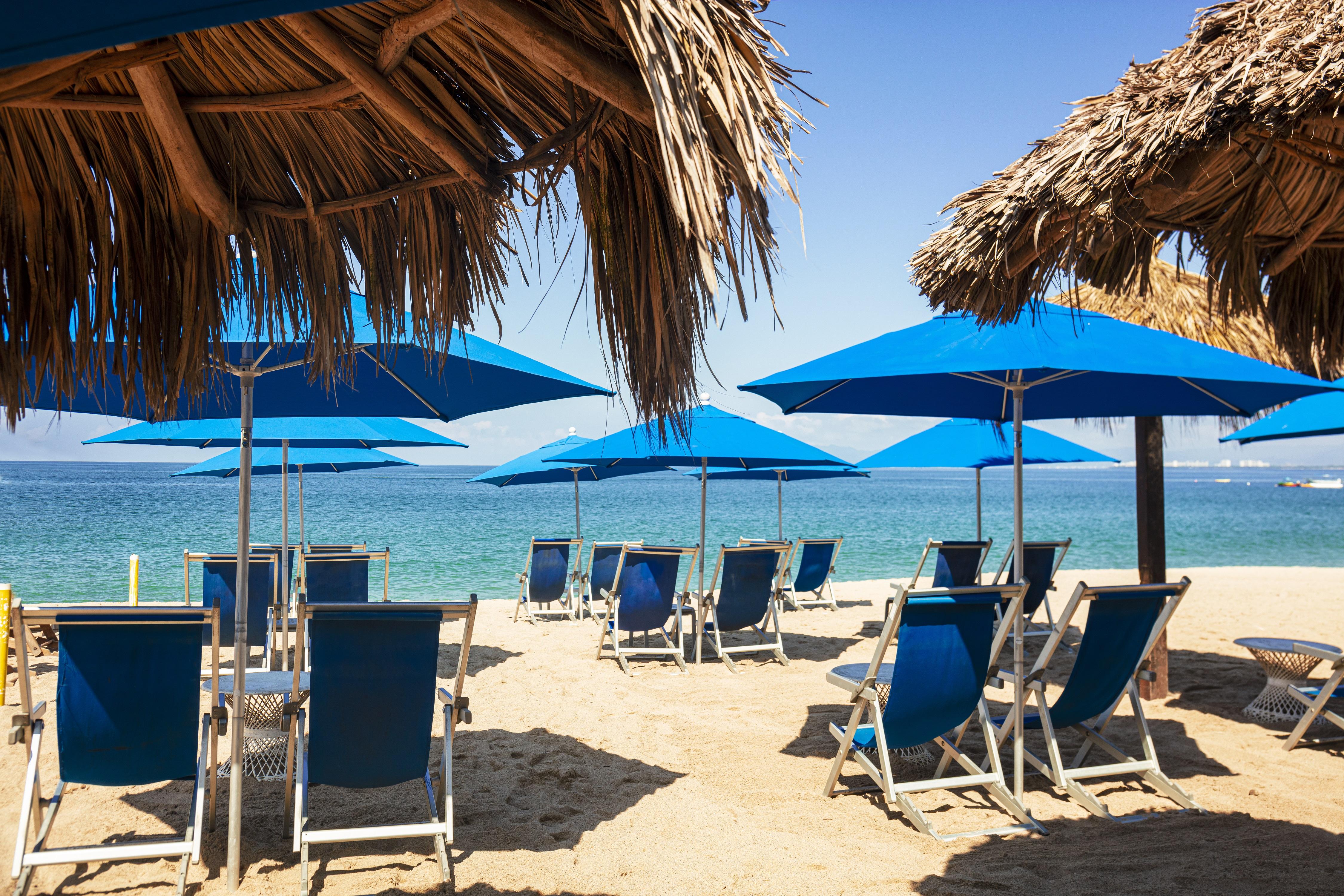 Blue Chairs Beachfront Resort Puerto Vallarta - Adults Only Exteriör bild